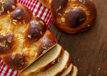 Τι μπορούμε να κάνουμε με το τσουρέκι που περίσσεψε;