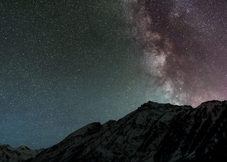 Ζώδια 22/03/2026 — Ημερήσιες προβλέψεις