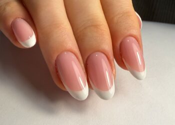 Η ιστορία του γαλλικού μανικιούρ