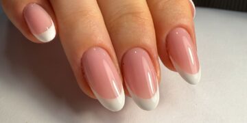 Η ιστορία του γαλλικού μανικιούρ