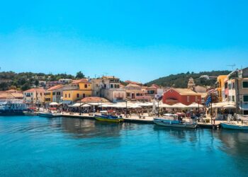 Παξοί: Ένας μικρός παράδεισος στο Ιόνιο