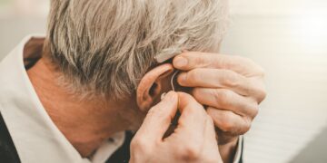 Πώς μπορεί η τεχνολογία να βοηθήσει τη ζωή των ηλικιωμένων;