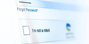 Τελικά το τεστ «δεν είμαι ρομπότ» είναι τόσο απλό όσο φαίνεται;