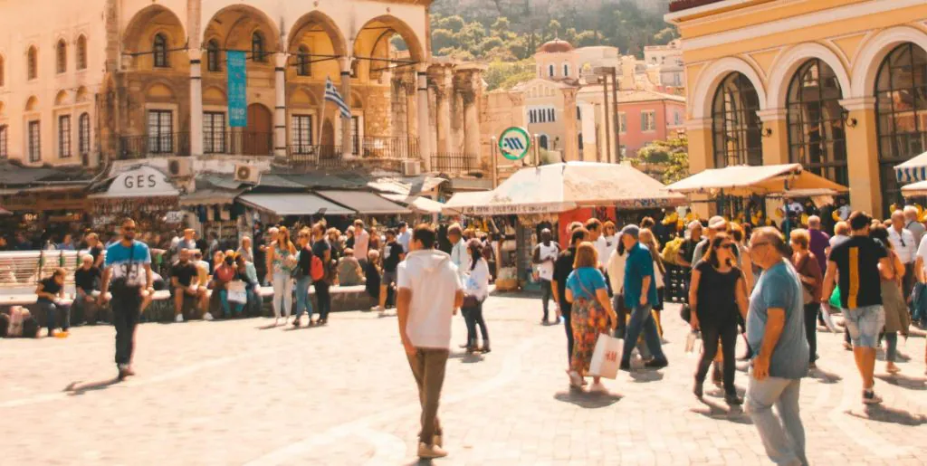 Staycation τουρίστες στην πόλη μας